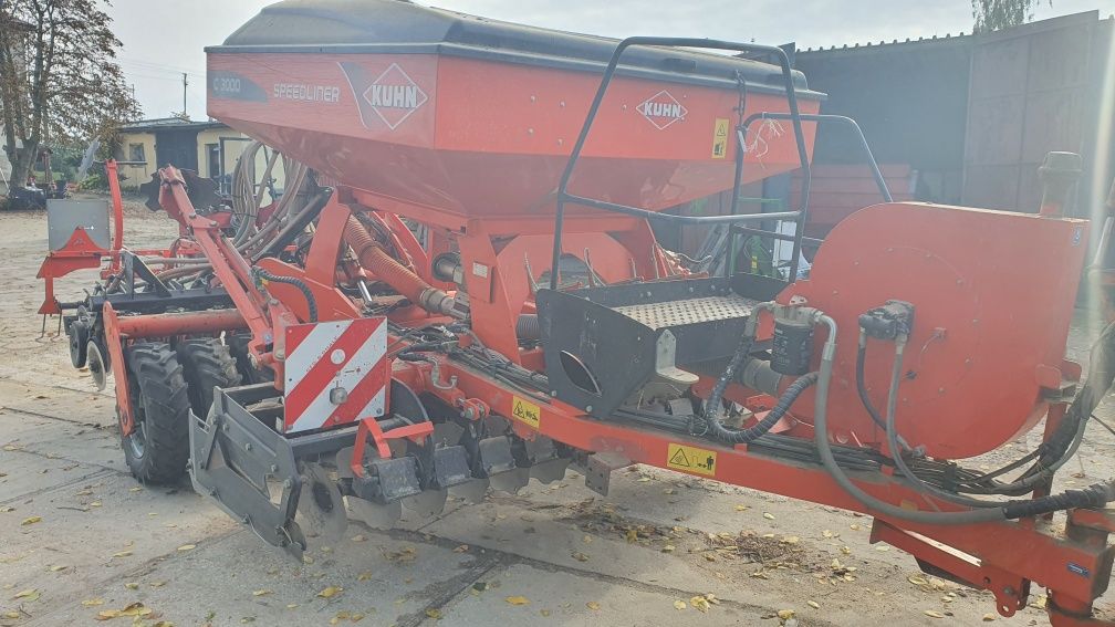 Siewnik Kuhn speedliner c3000 półzawieszany 3m