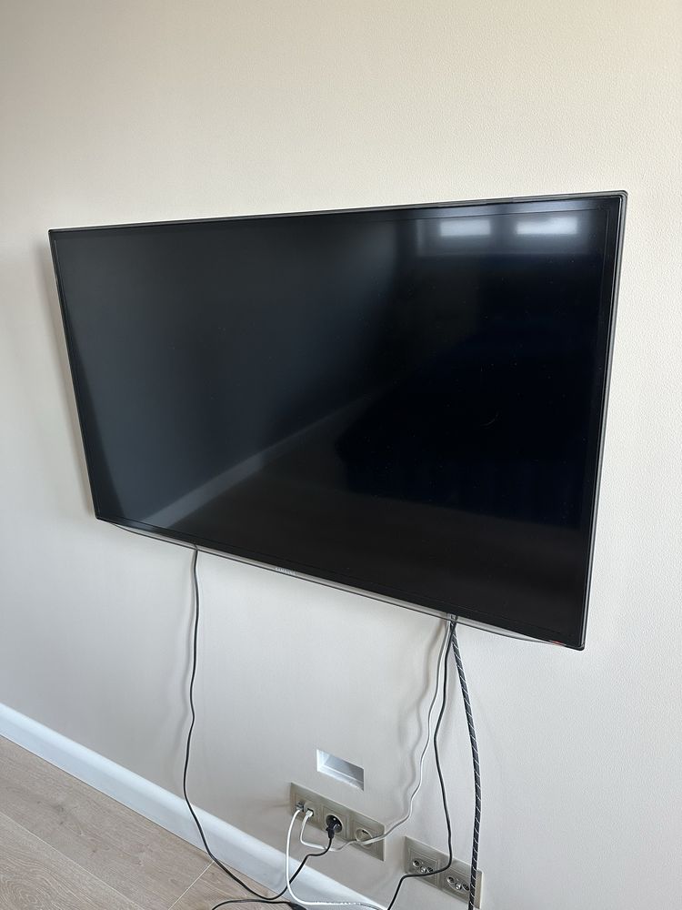 Telewizor LED Samsung UE46ES6100 , Full HD , Smart TV , stan bdb !