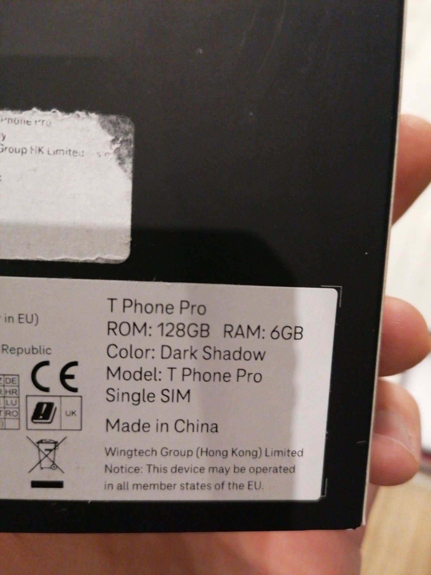 T Phone Pro 128GB RAM: 6G