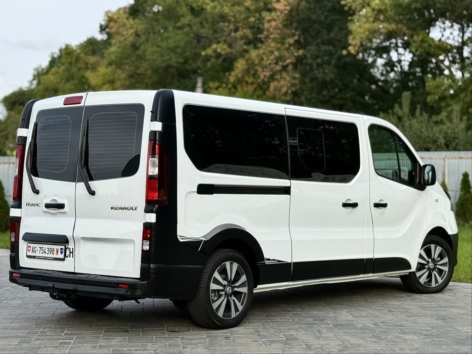 Renault Trafic 9-місць ПАСАЖИР
