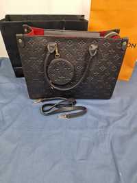 Torebka damska Louis Vuitton czarna duży kuferek monogram LV