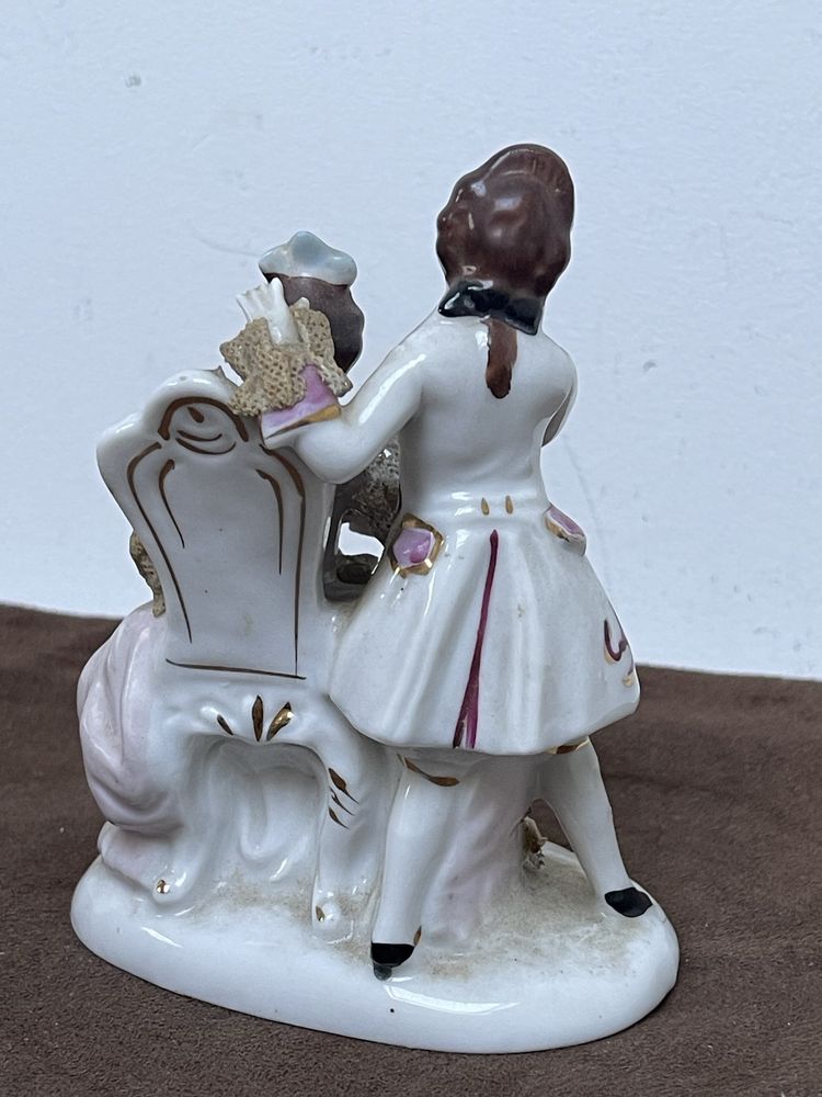 Porcelanowa Figurka Kolekcjinerska