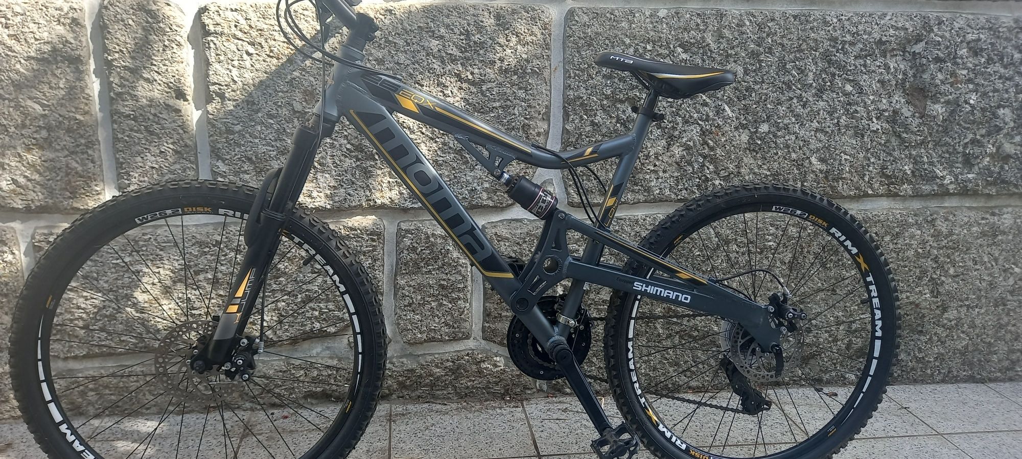 Bicicleta moma EQX26 como nova