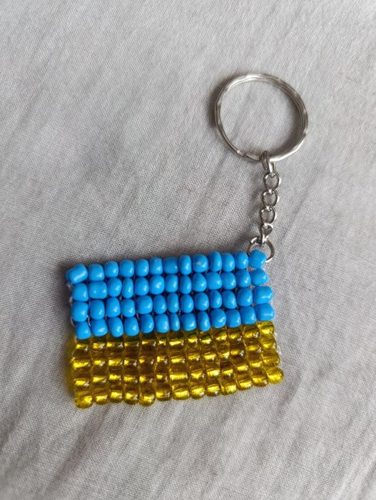 Вироби з бісеру ручної роботи брелок браслет