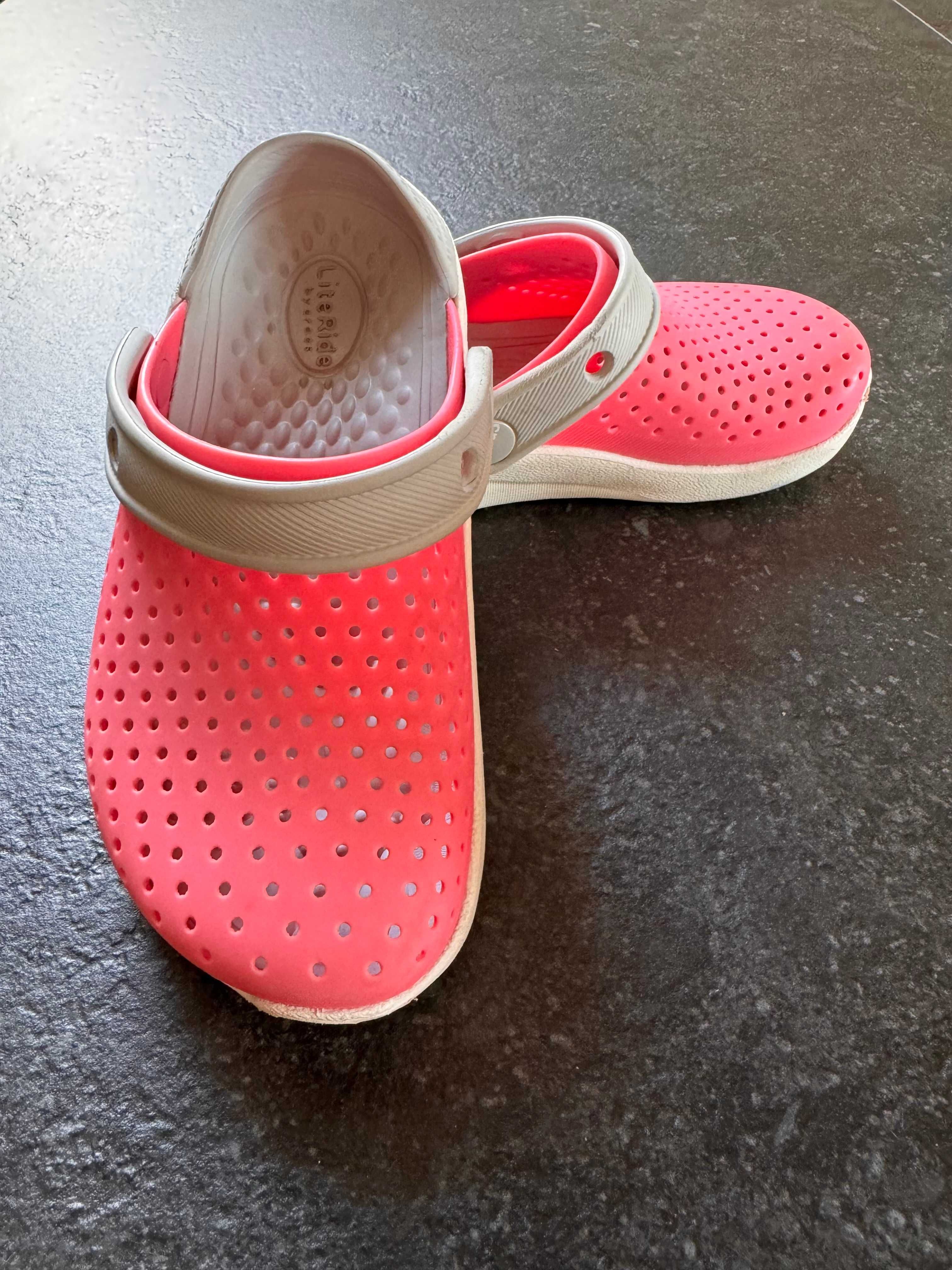 Crocsy LiteRide Crocs sandały klapki chodaki dziecięce C13-20cm