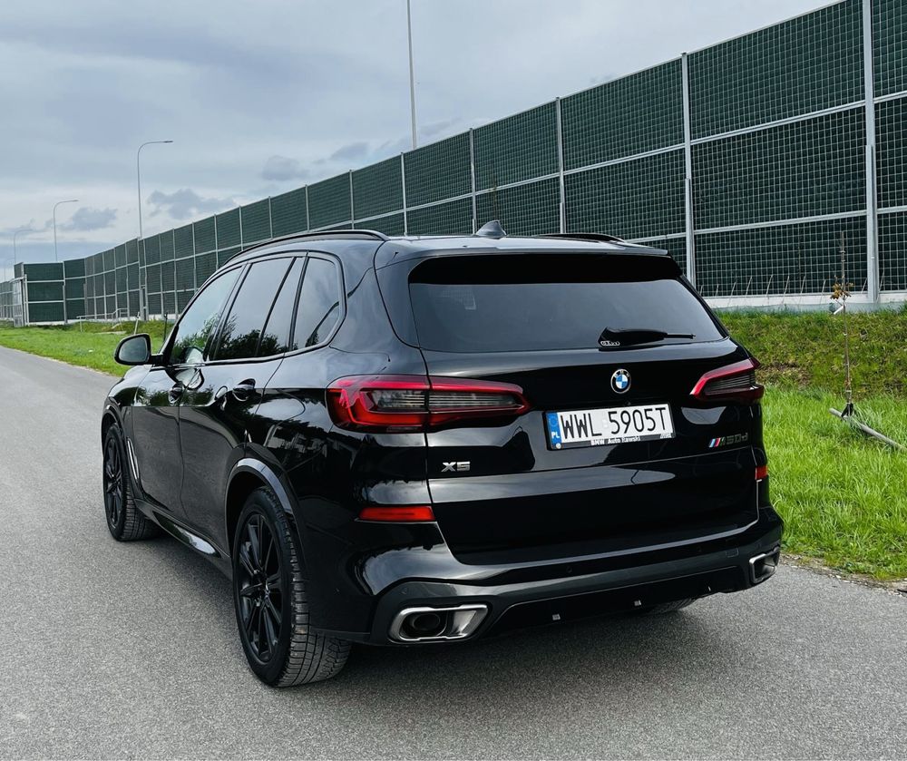 Bmw X5 G05 M50D XDrive 400KM, pneumatyka webasto, dociągi, masaże.