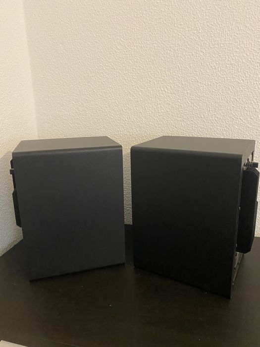 Monitores Yamaha Hs7