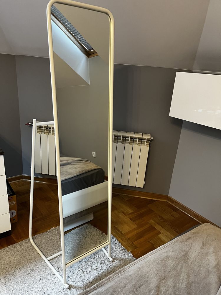 Lustro IKEA białe