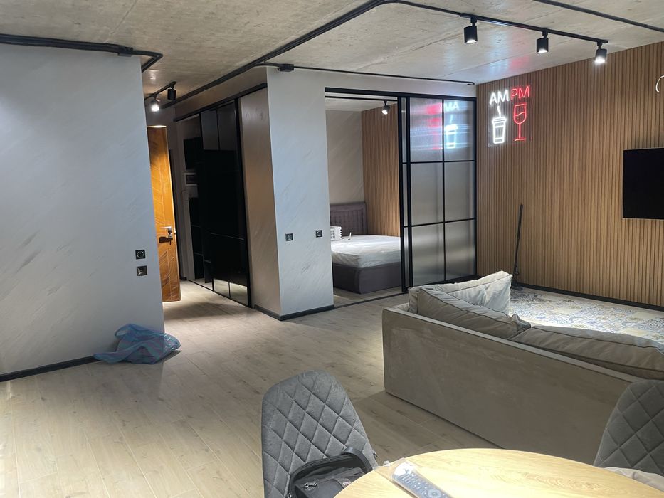 СОБСТВЕННИК Манхеттен метро  смарт плаза вокзал Берестейский, победы