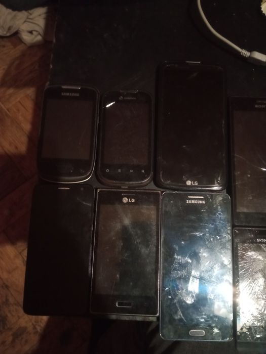 Telefony komórkowe na części