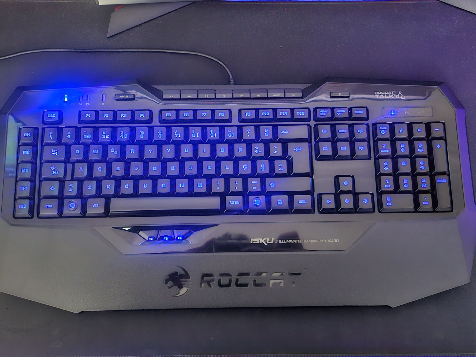 Teclado Roccat Isku