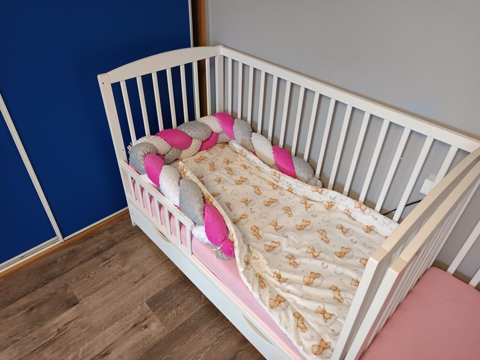 Sprzedam łóżeczko dziecięce