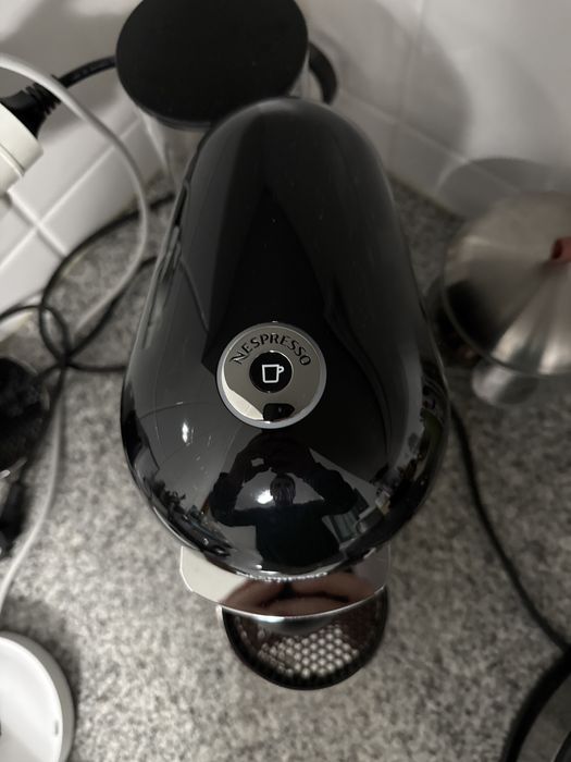 Maquina nespresso vertuo plus delux black C
