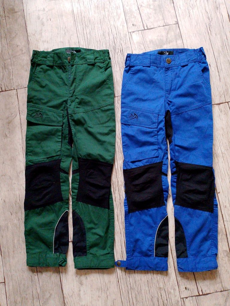 Niebieske spodnie trekkingowe r.135-140