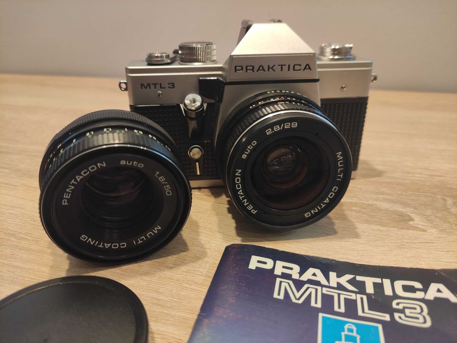 Aparat fotograficzny Praktica MTL3 z dwoma obiektywami