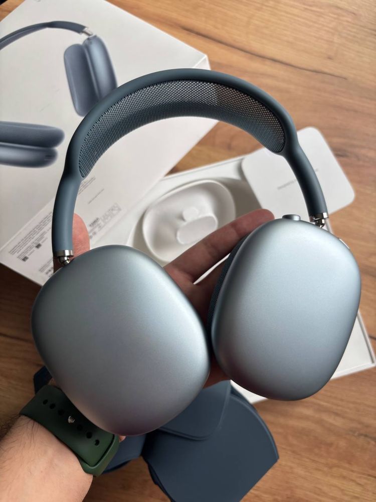 Apple AirPods Max USB-C Blue OpenBox