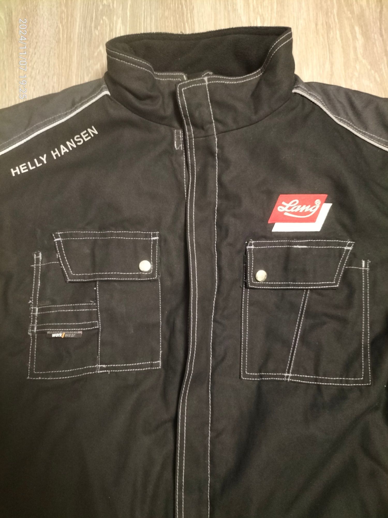 Робоча куртка HELLY HANSEN.