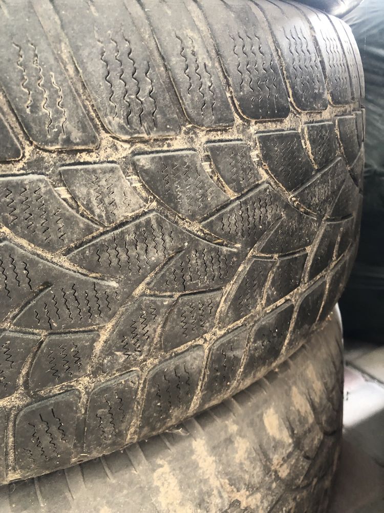 Комплект резини Dunlop 255/55 R18