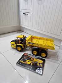 LEGO Technic Wozidło przegubowe Volvo 6x6 42114