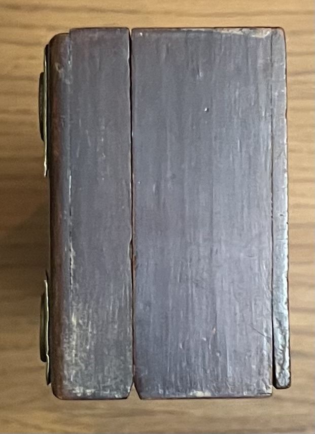 Винтажная раритетная деревянная шкатулка