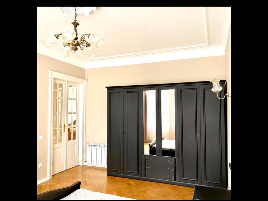 Оренда 3-кімнатної квартири 92 кв. м по вул. Вишенського у Львові