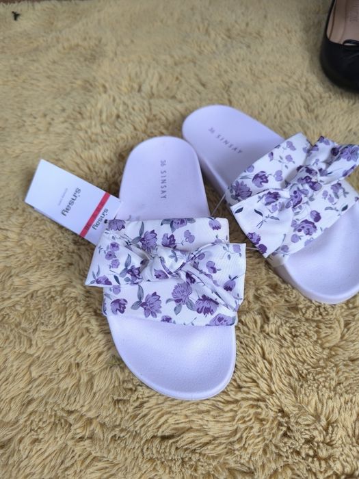 Buty klapki z kokardką 36 nowe