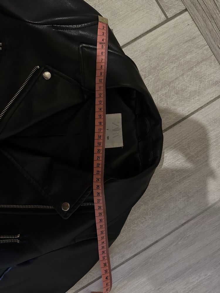 Куртка zara для дівчинки
