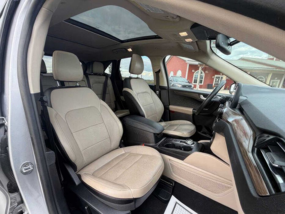 Ford Escape      2020