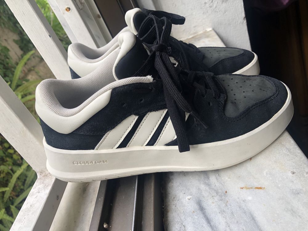 Tenis Adidas Court 24