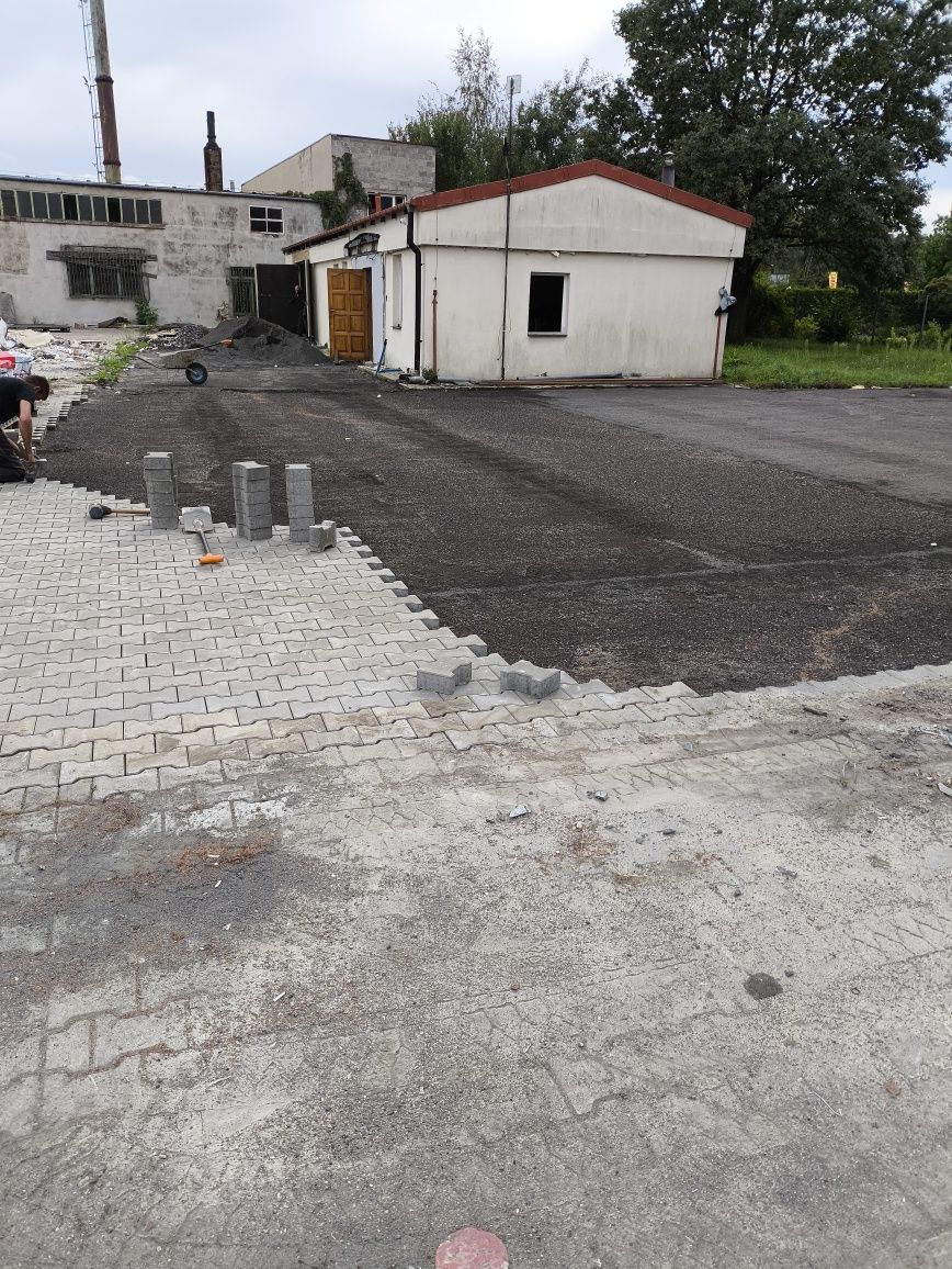 Brukarstwo układanie kostki brukowej