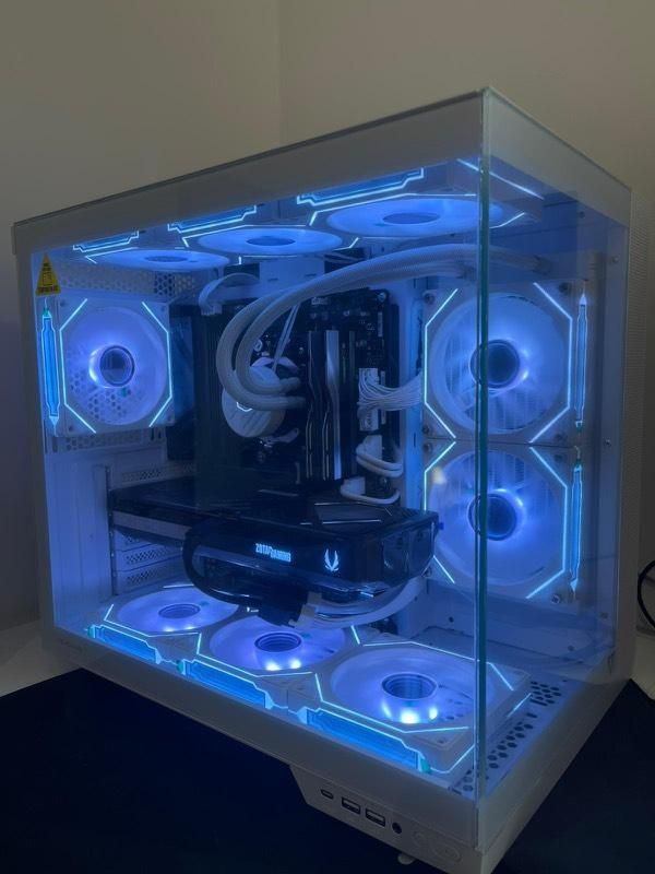 Komputer Gamingowy RTX 5070 R7 7700