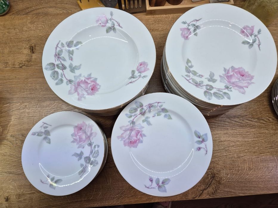 Serwis obiadowy porcelanowy