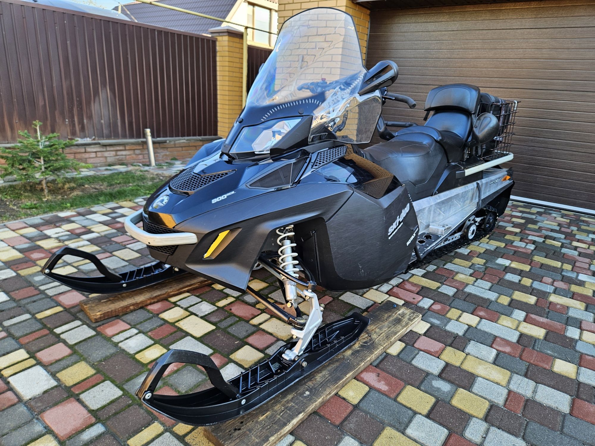 BRP Ski doo Expedition 900  ace 2015 снігоход