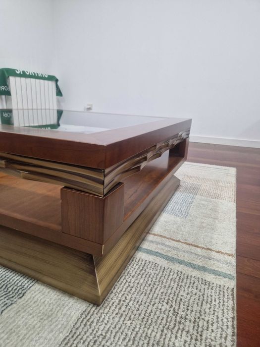 Mesa pequena de sala