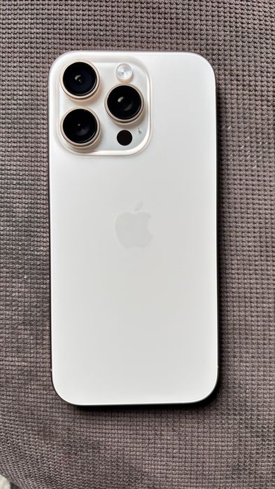 iPhone 16 Pro Desert Titanium 128gb jak nowy!