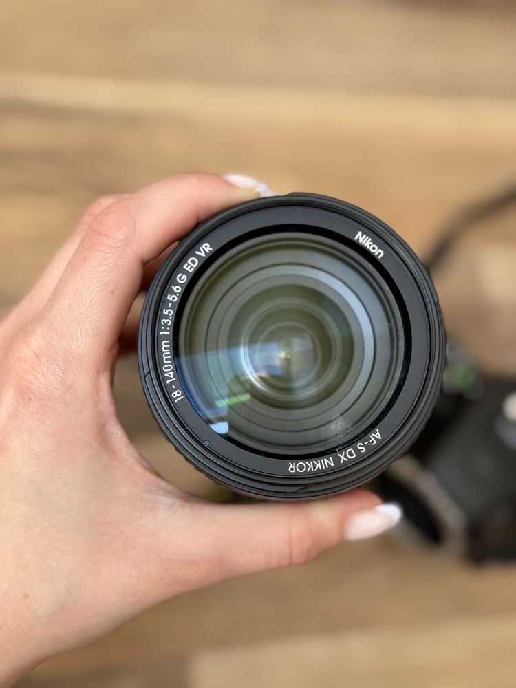 Nikon D5600 + obiektyw | stan jak nowy