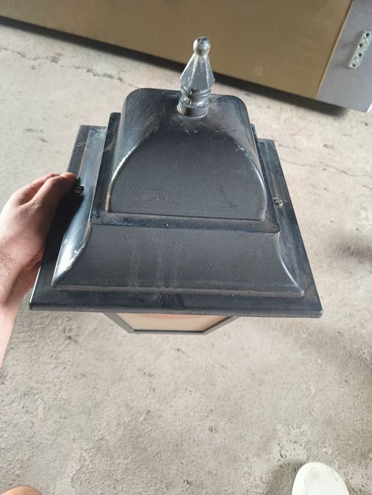 Lampy ozdobne z logiem browaru