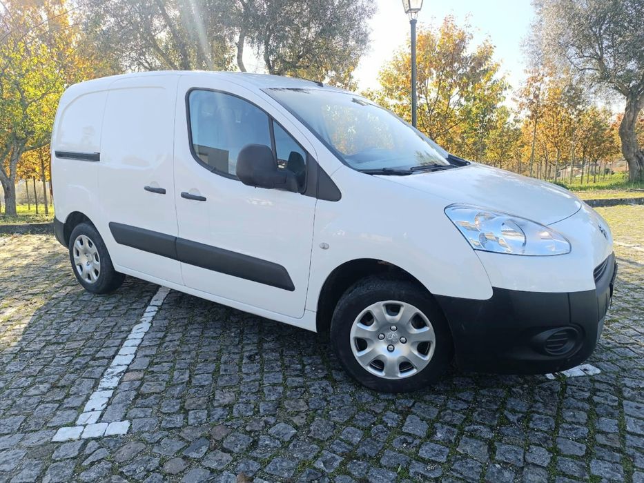 PEUGEOT PARTNER 1.6 HDI 3 LUG 2013 poucos km