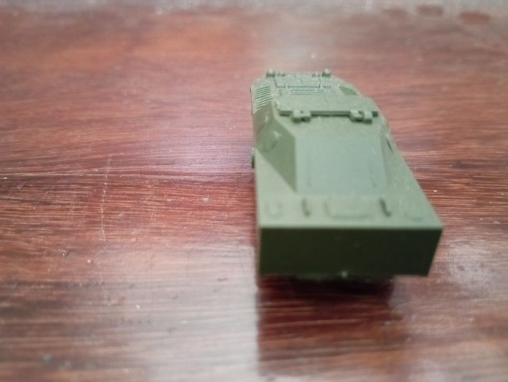 Miniatura HO BRDM-1