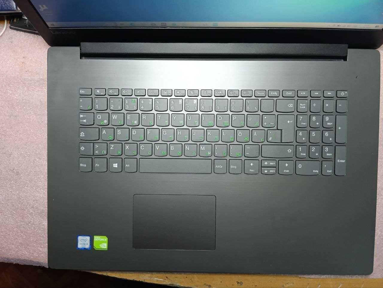 Ноутбук Lenovo IdeaPad 320 + бездротова оптична мишка у подарунок