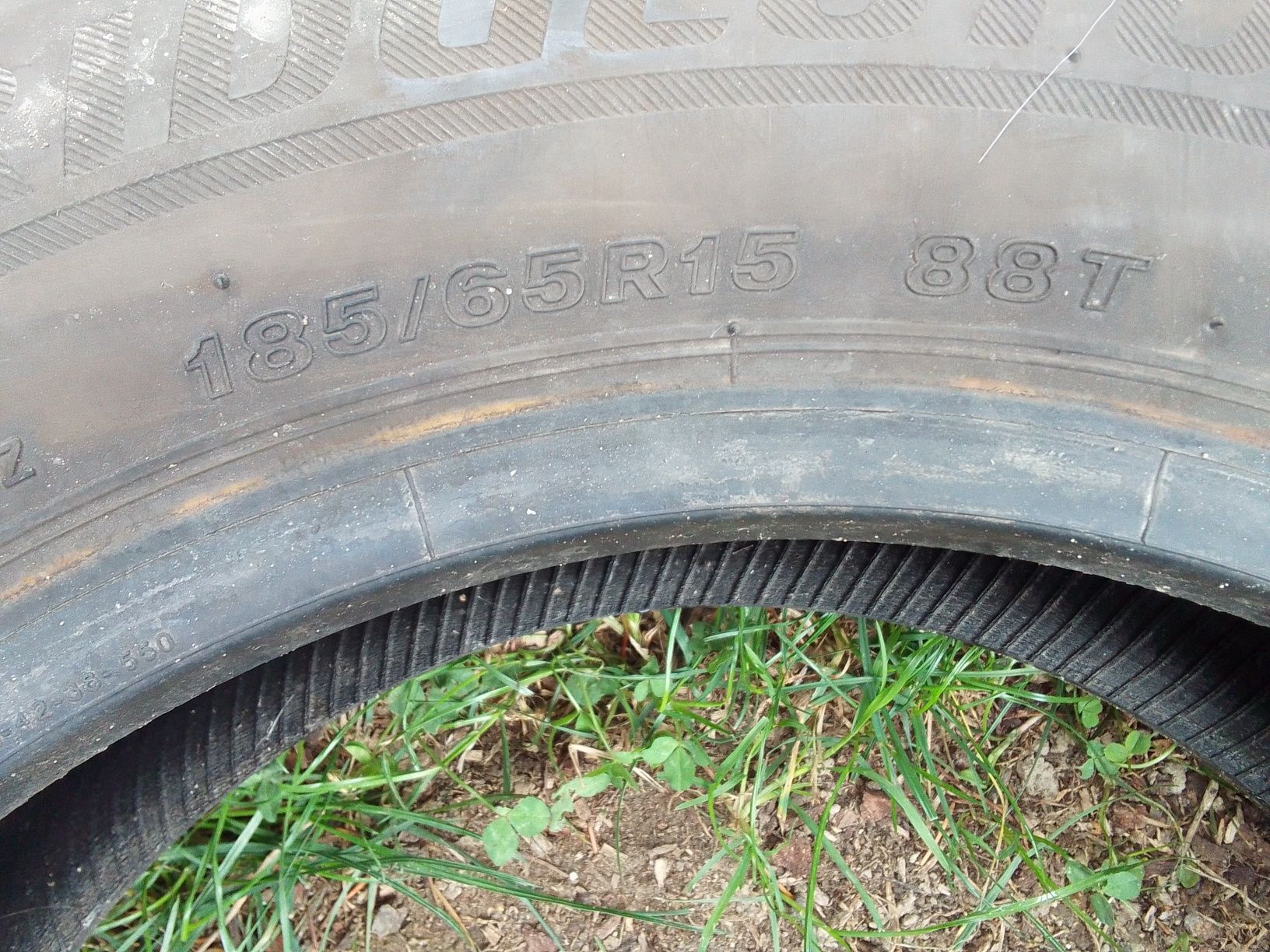 Opona zimowa 185/65r15 BRIDGESTONE
