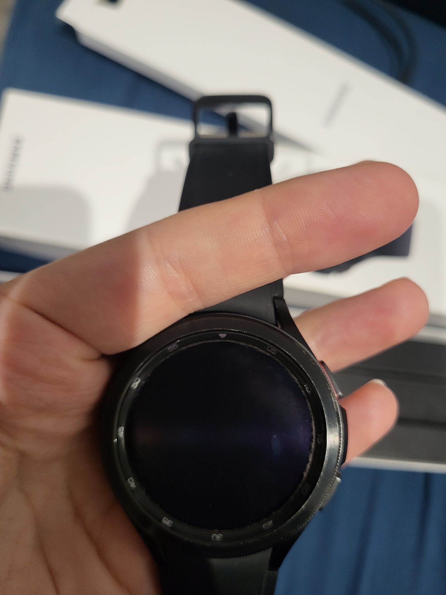 Смарт-годинник Samsung Galaxy Watch 4 Classic