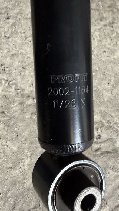 Задні амортизатори Фольксваген пасат б8