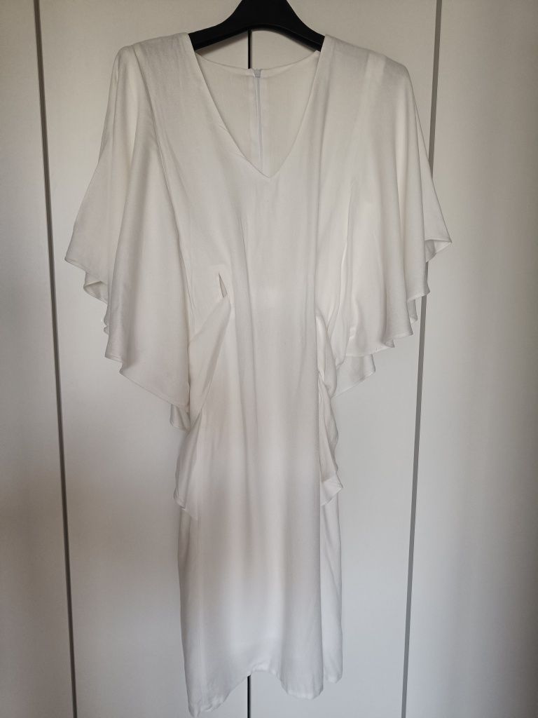 Biała zwiewna sukienka S