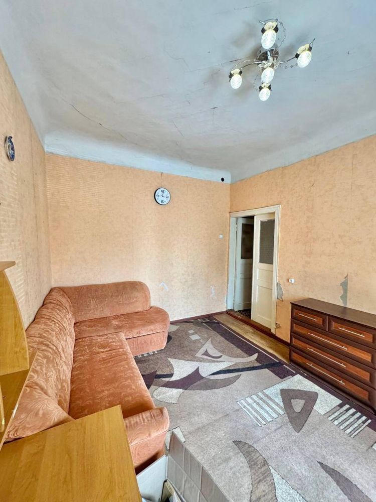 Продаж частини будинку з автономним опаленням.Горсад.