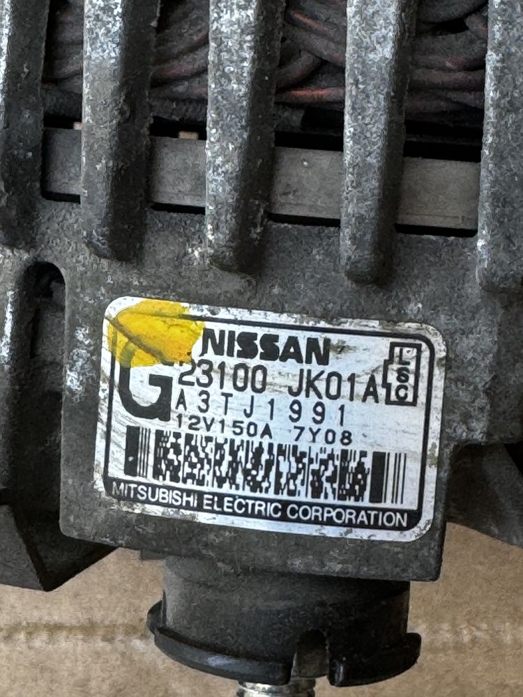 Генератор Infiniti Fx35 G37