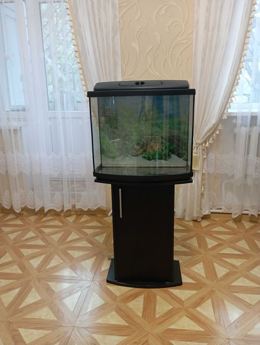 аквариум на 80 литров с тумбой