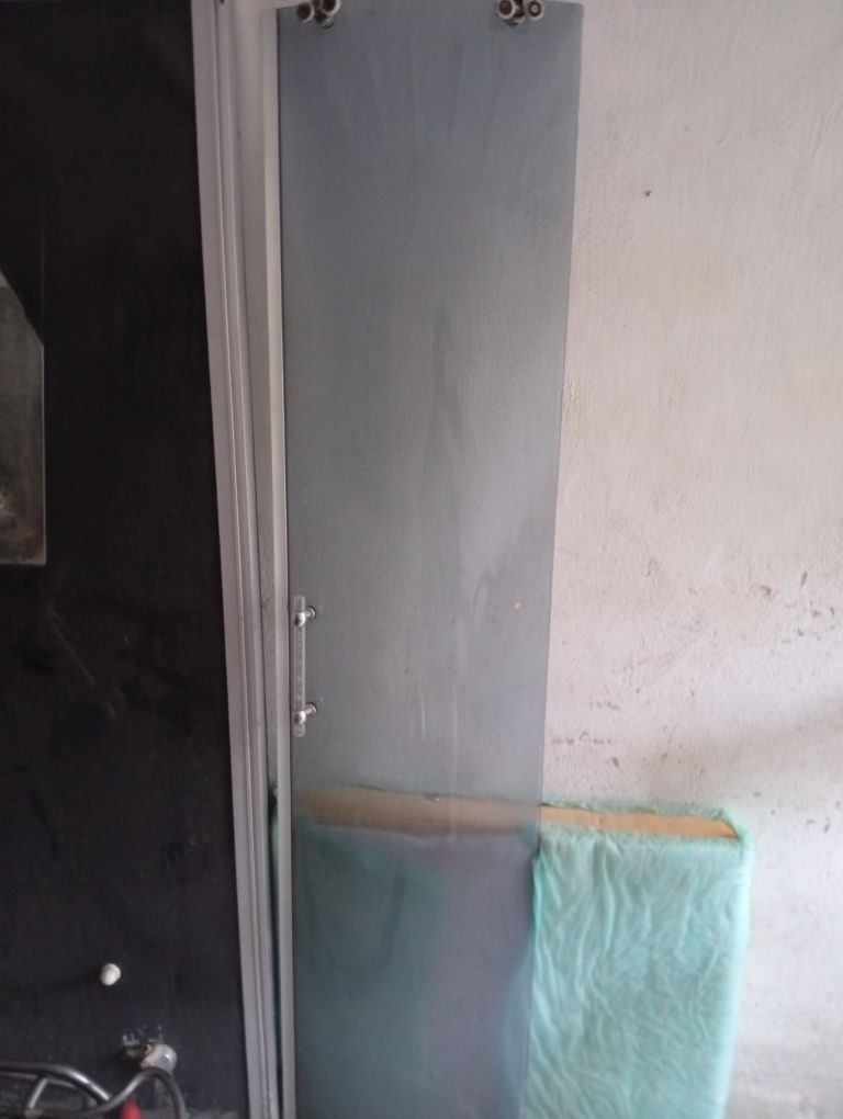 Drzwi do kabiny prysznicowe