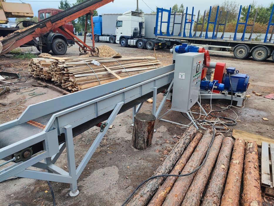 Подрібнювач, дробарка, дробілка деревини в тирсу, опилку фрезерна.