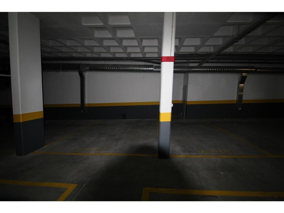 Lugar de Estacionamento Coberto - Cabanas de Tavira - Golden Clube